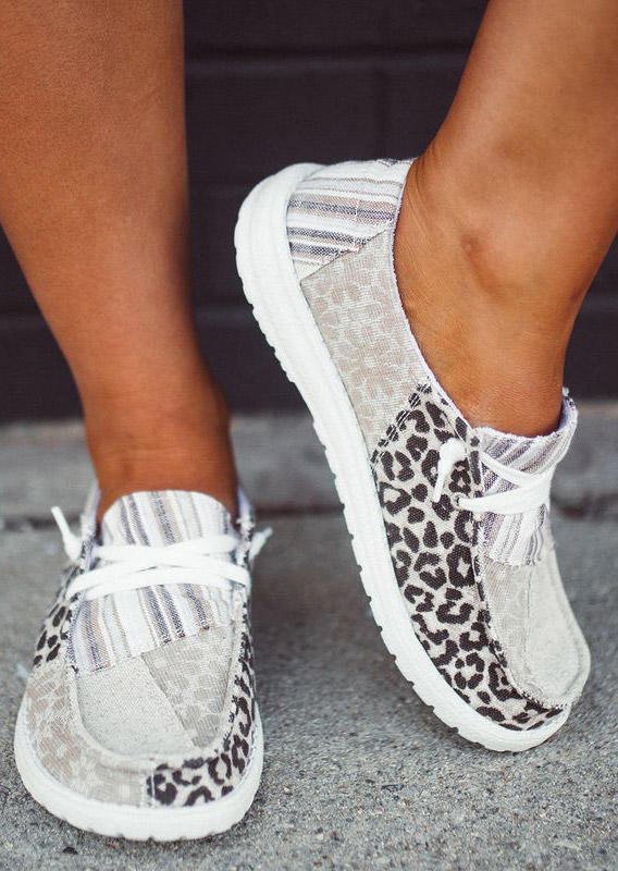 Leopard Striped Splicing Round Toe Flat Sneakers