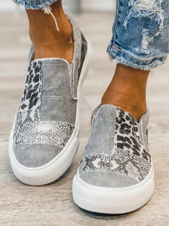 Vintage Flat Heel Leather Daily Sneakers