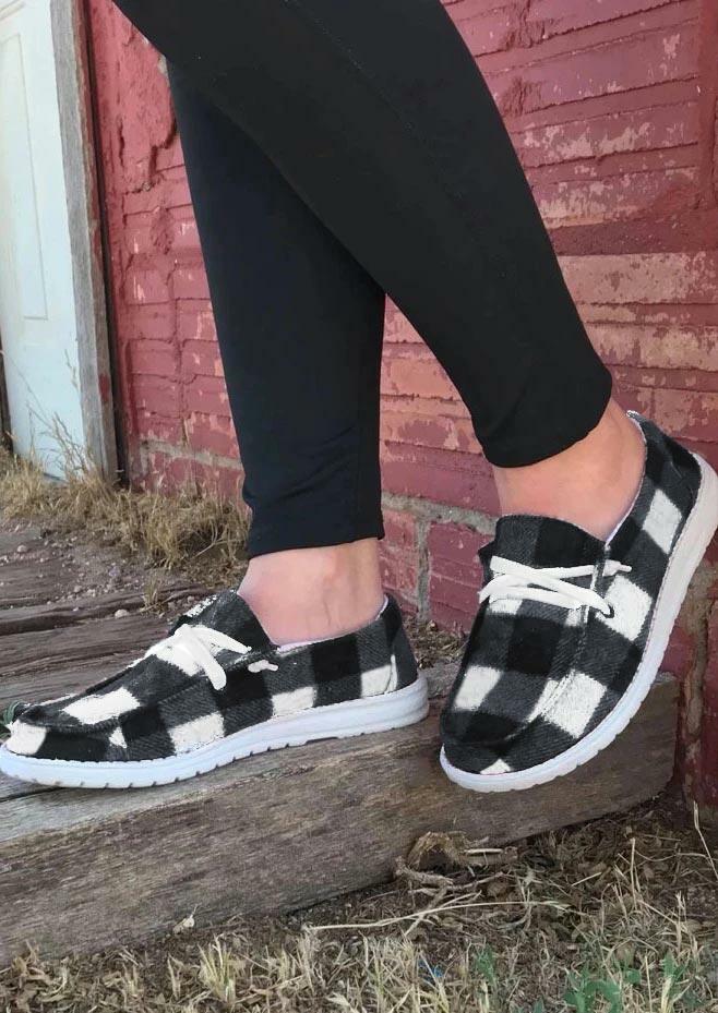 Plaid Lace Up Round Toe Flat Sneakers