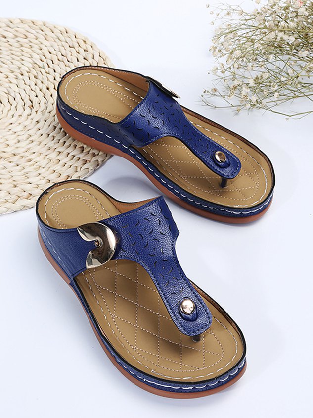 Women's Gold Buckle Punched Flip-Flops