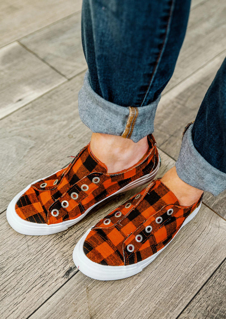 Plaid Slip On Round Toe Sneakers