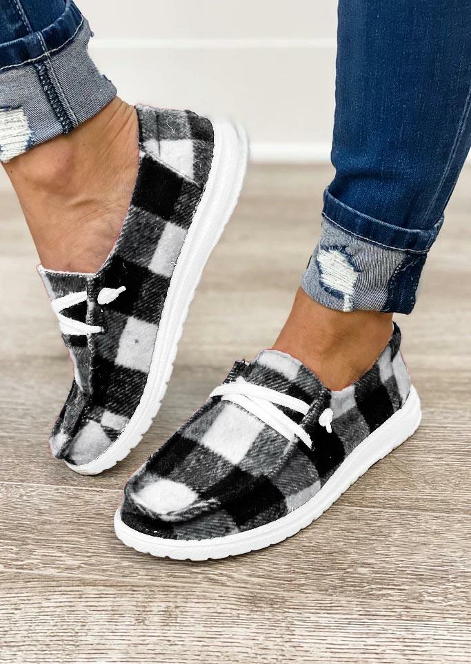 Plaid Lace Up Round Toe Flat Sneakers