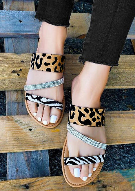 Leopard Printed Rhinestone Flat Slippers