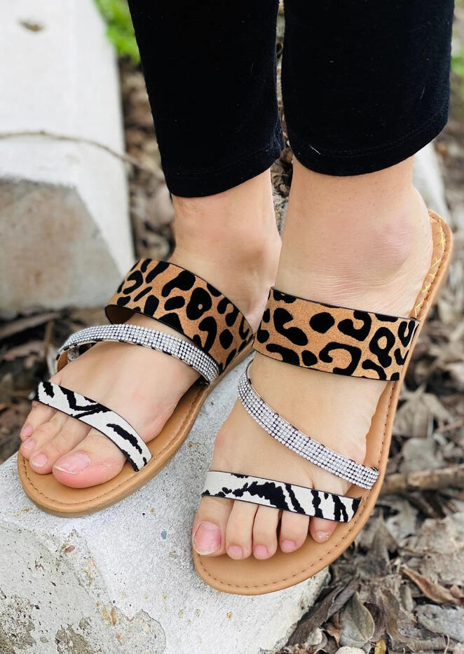 Leopard Printed Rhinestone Flat Slippers