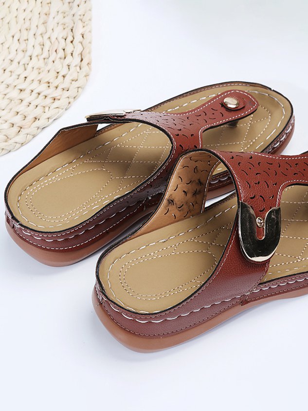 Women's Gold Buckle Punched Flip-Flops