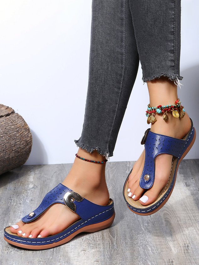 Women's Gold Buckle Punched Flip-Flops