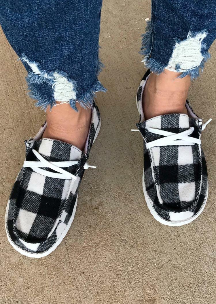 Plaid Lace Up Round Toe Flat Sneakers