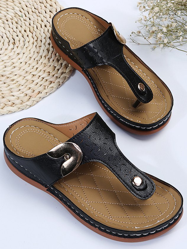 Women's Gold Buckle Punched Flip-Flops
