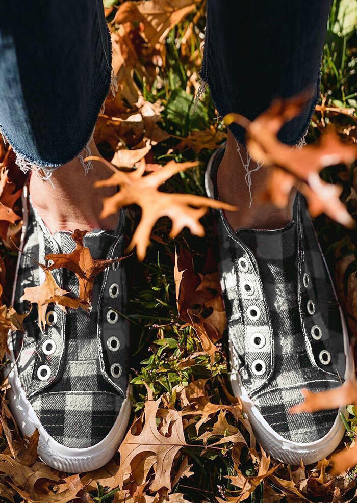 Plaid Slip-On Round Toe Flat Sneakers