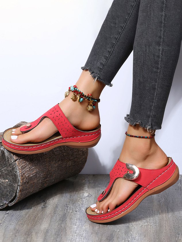 Women's Gold Buckle Punched Flip-Flops