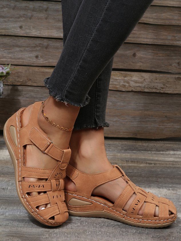 Floral Punching Cutouts Covered Toe Vintage Sandals