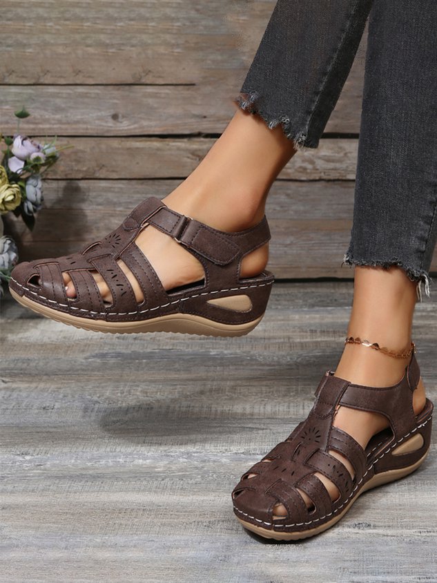 Floral Punching Cutouts Covered Toe Vintage Sandals