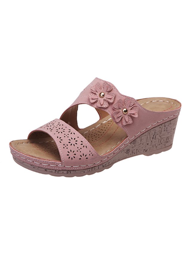 Hollow Three-dimensional Flowers Comfortable Casual Slippers