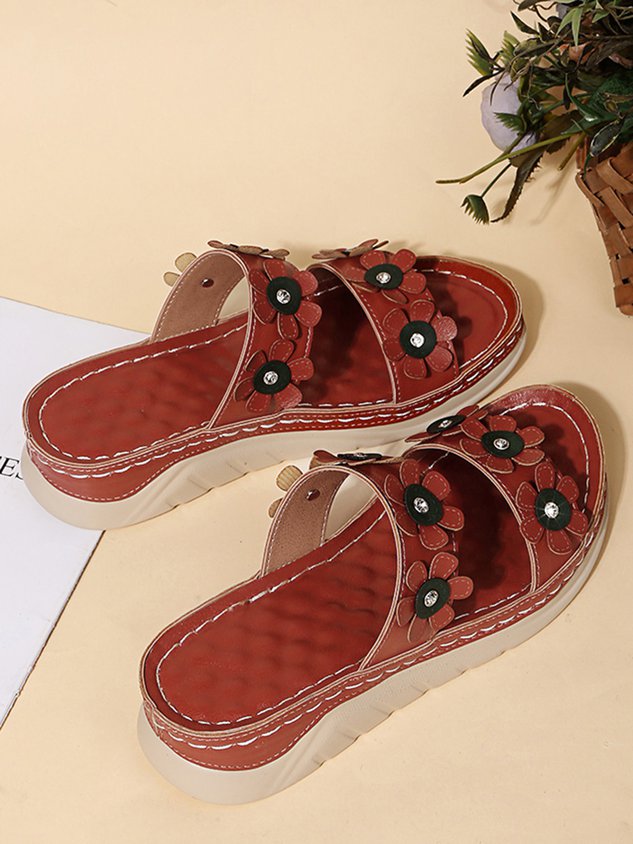 Three-dimensional Flowers Casual Wedge Heels Slippers