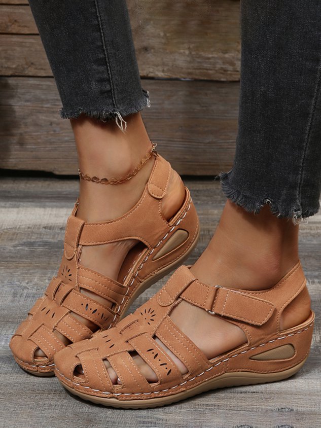 Floral Punching Cutouts Covered Toe Vintage Sandals