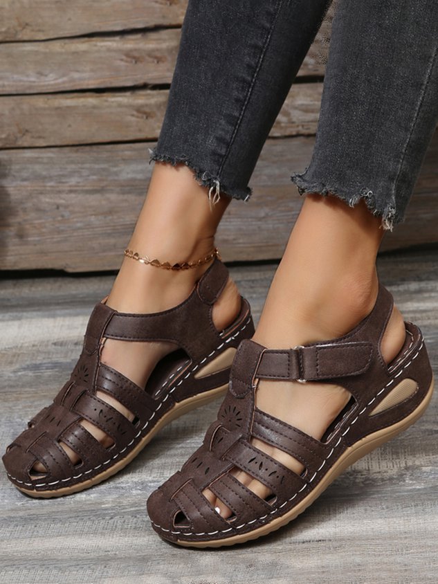 Floral Punching Cutouts Covered Toe Vintage Sandals