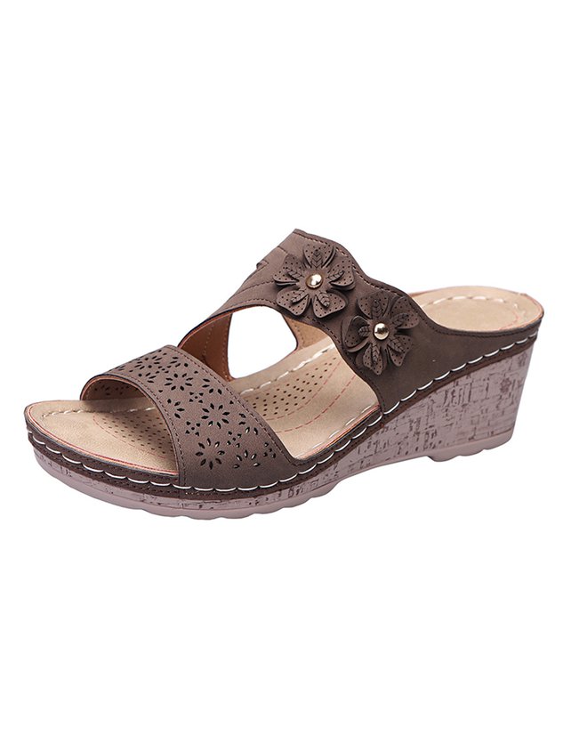 Hollow Three-dimensional Flowers Comfortable Casual Slippers