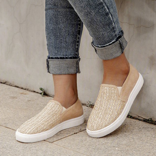 Pi Clue Flat Heel Sneakers