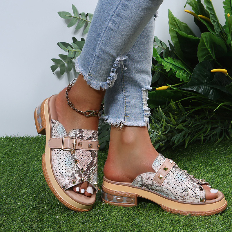 Stylish Shiny Studded Platform Sandals