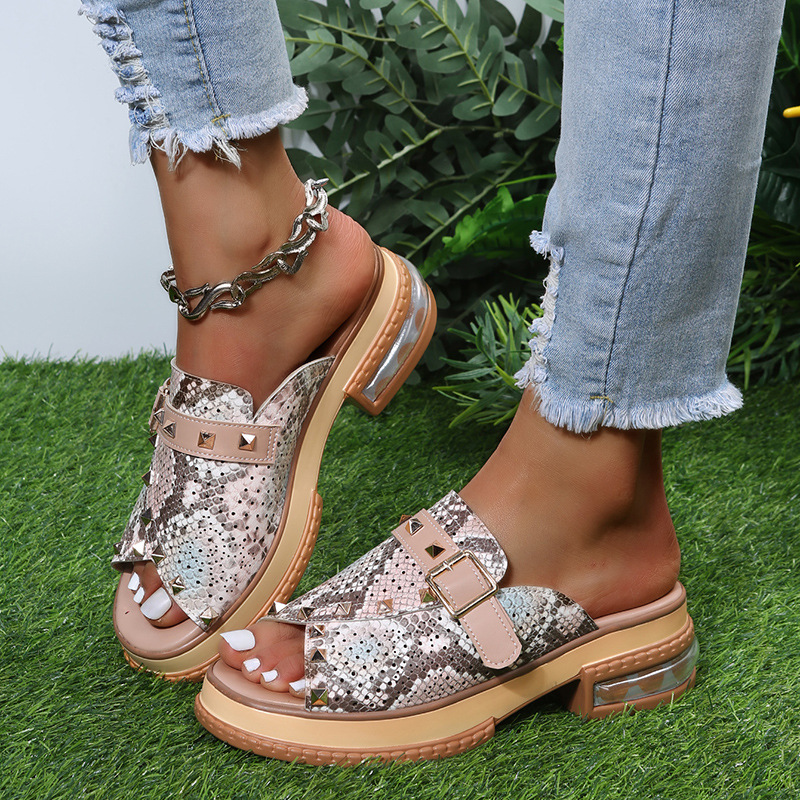 Stylish Shiny Studded Platform Sandals