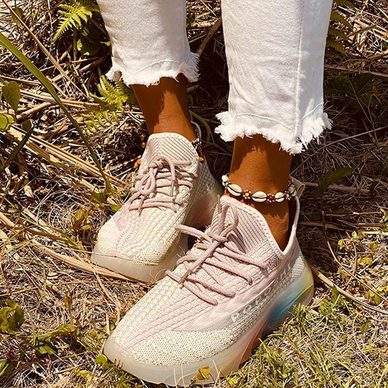 Ladies Fashion Round Toe Colorful Flyknit Sneakers