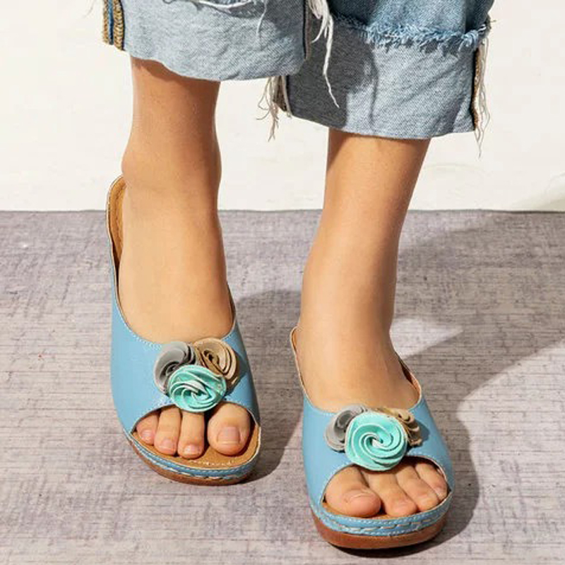 Flower Wedge Sandals