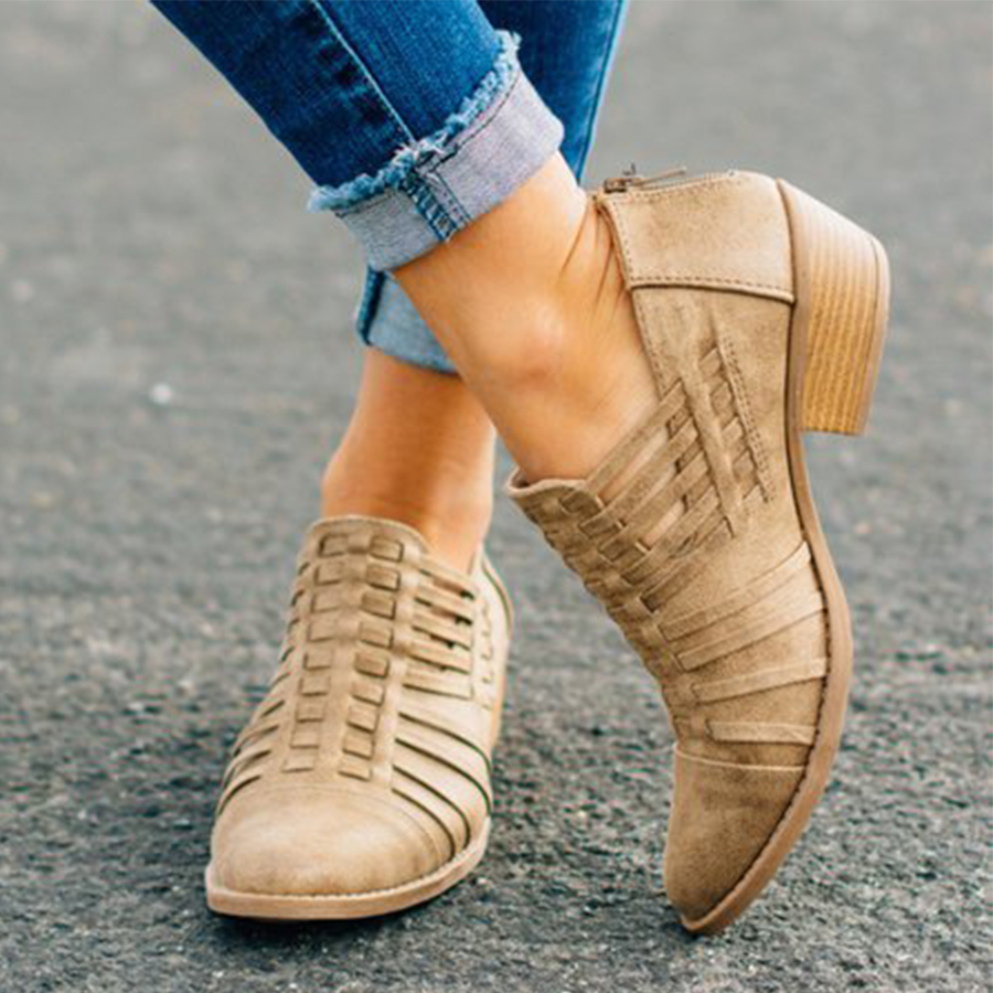Plain  Chunky  Mid Heeled  Point Toe  Outdoor Ankle Boots