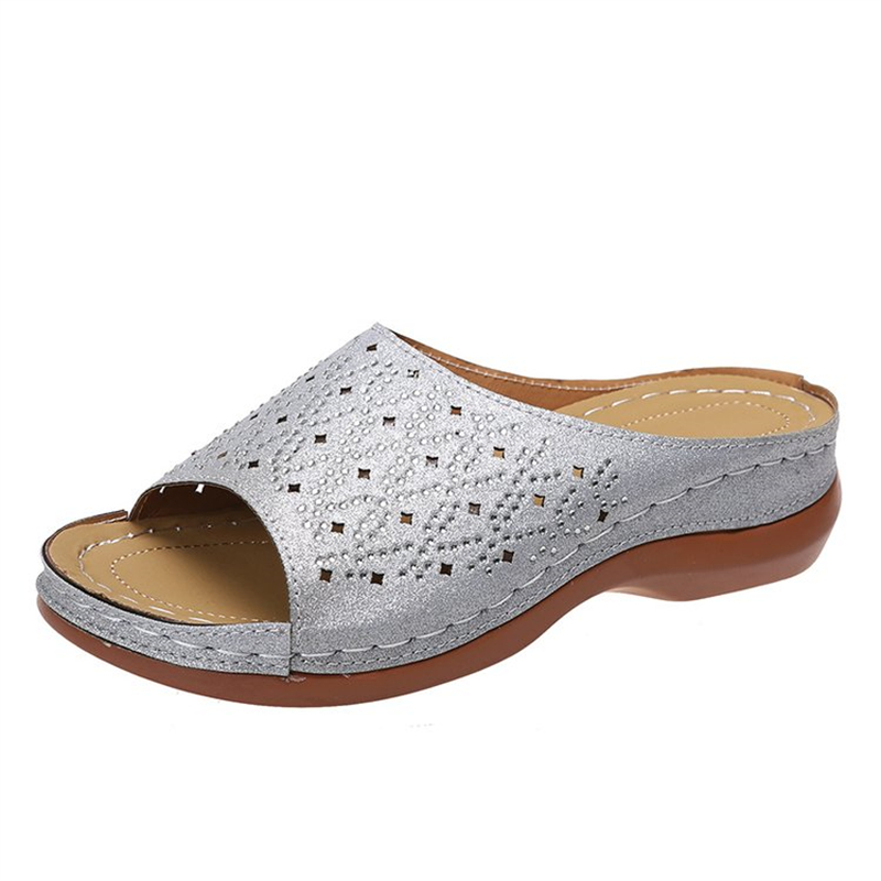 Ladies Vintage Round Toe Punch Hollow Slippers