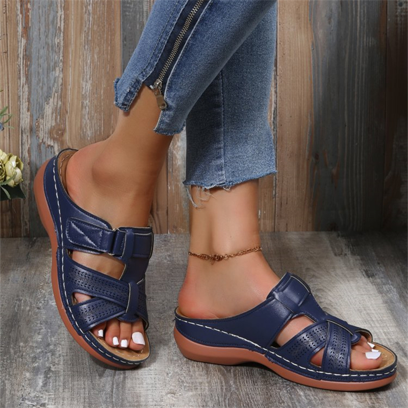 Ethnic Style Round Head Hollow Platform Slippers