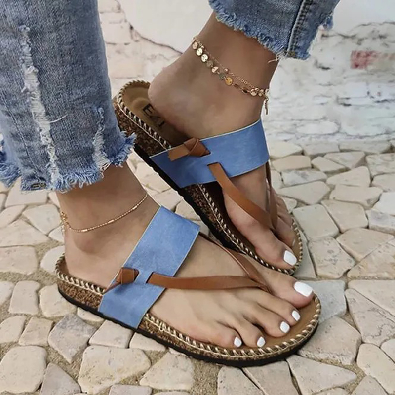 Women's flat bottom flip toe slippers