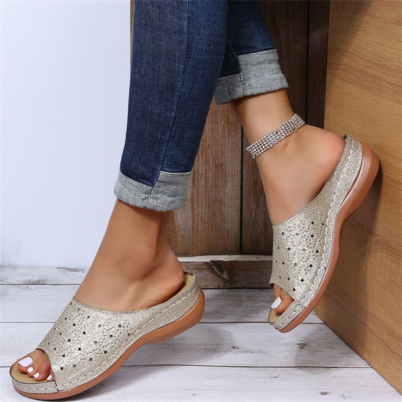 Ladies Vintage Round Toe Punch Hollow Slippers