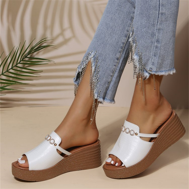Fish Mouth Crocodile Print Platform Slippers