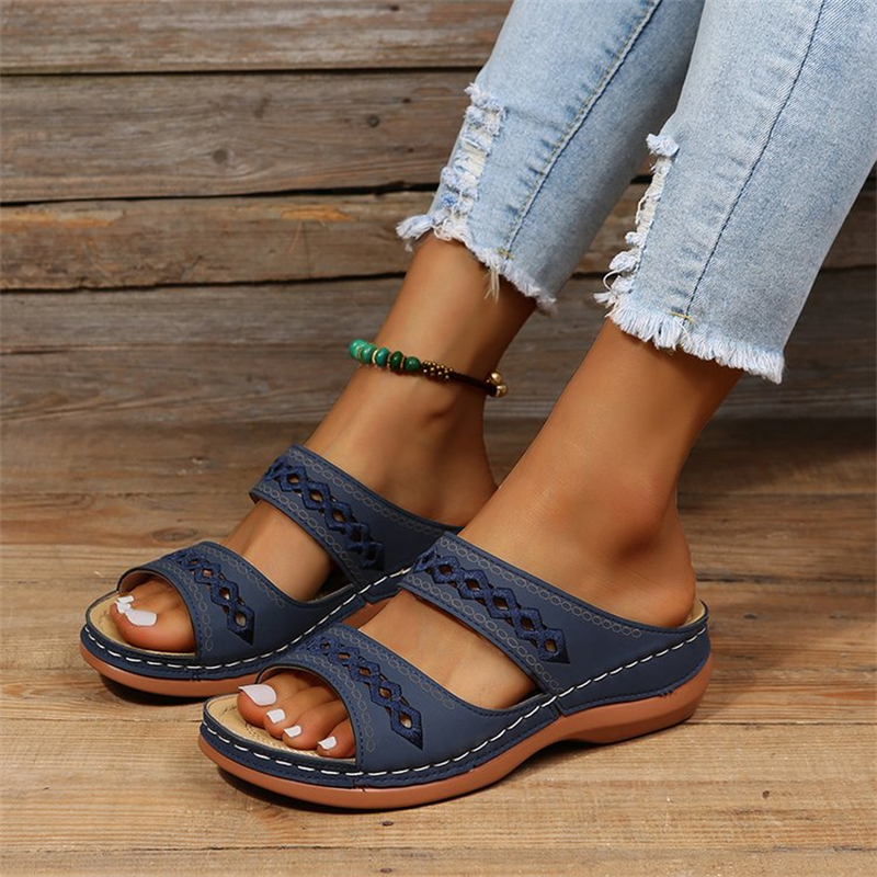 Round Head Retro Hollow Platform Slippers