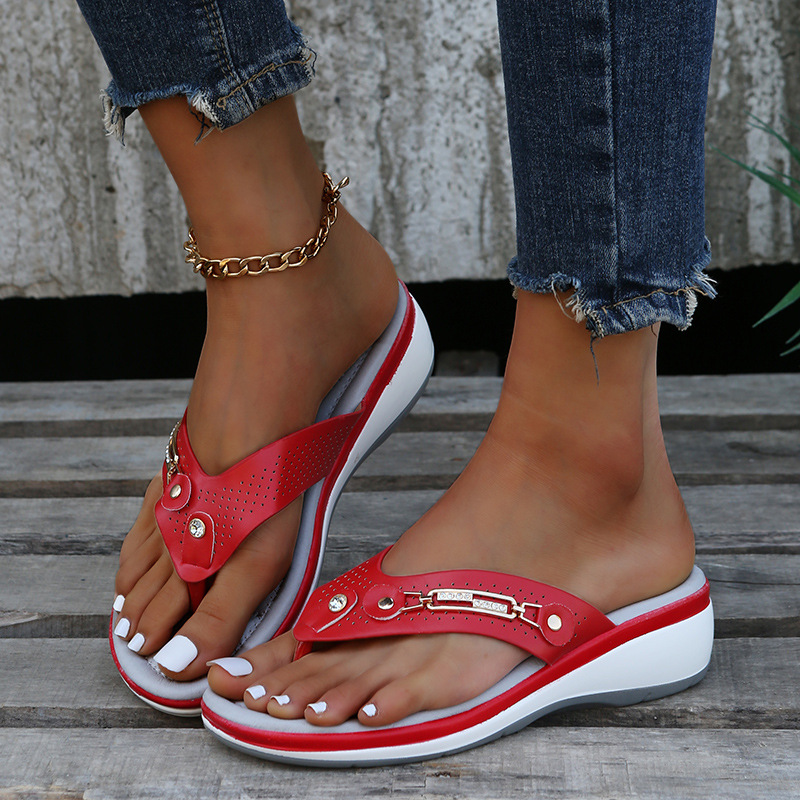 Summer Metal Buckle Beach Sandals