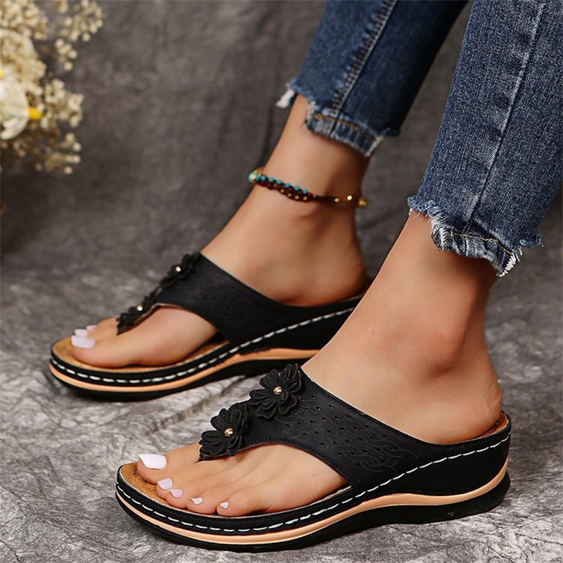 Round Head Ethnic Style Wedge Slippers