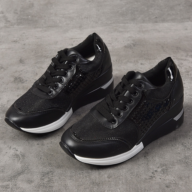 Ladies Round Toe Perforated Breathable Sneakers