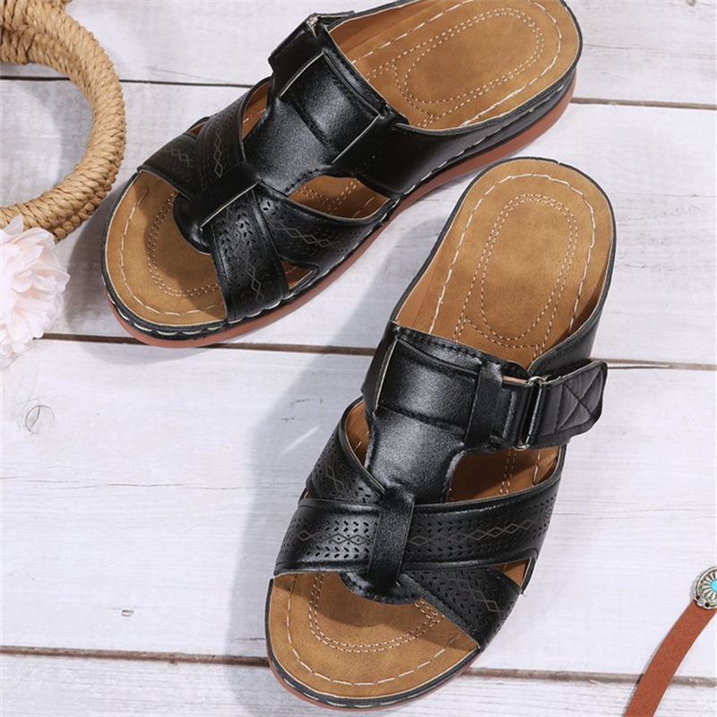 Ethnic Style Round Head Hollow Platform Slippers