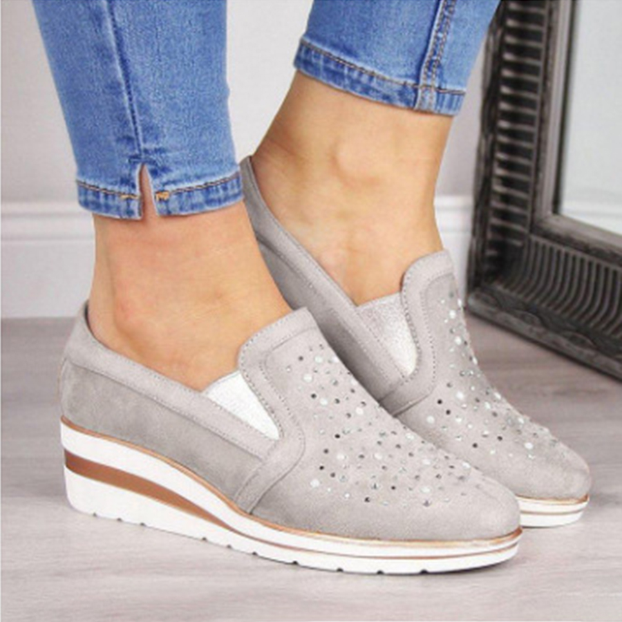 Plain Round Toe Casual Travel Sneakers