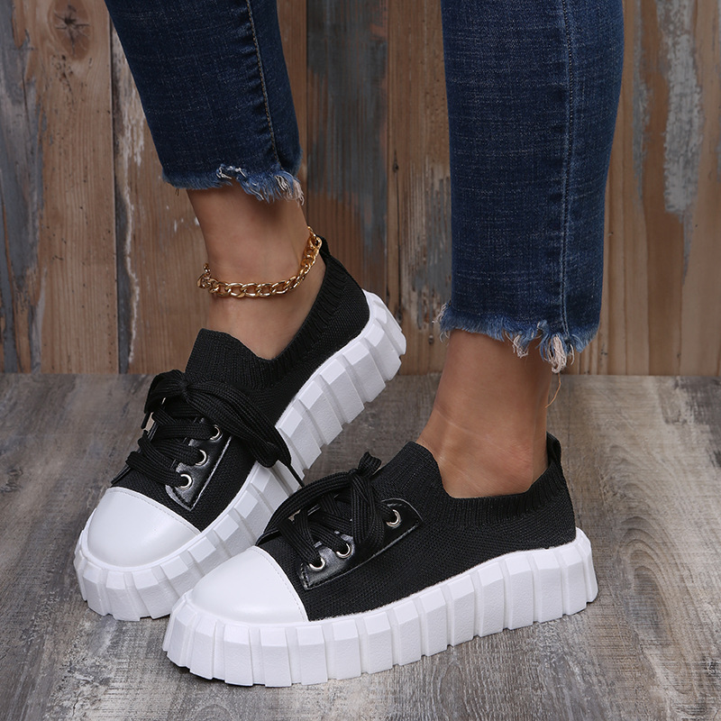 Round-toe Woven Upper Lace-up Sneakers