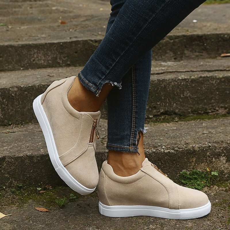 Fashion casual flat shoes