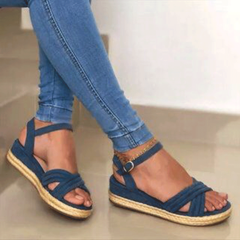 Versatile elastic flat sandals