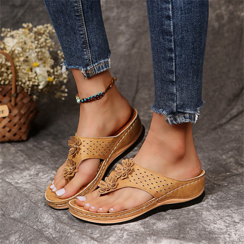 Round Head Ethnic Style Wedge Slippers