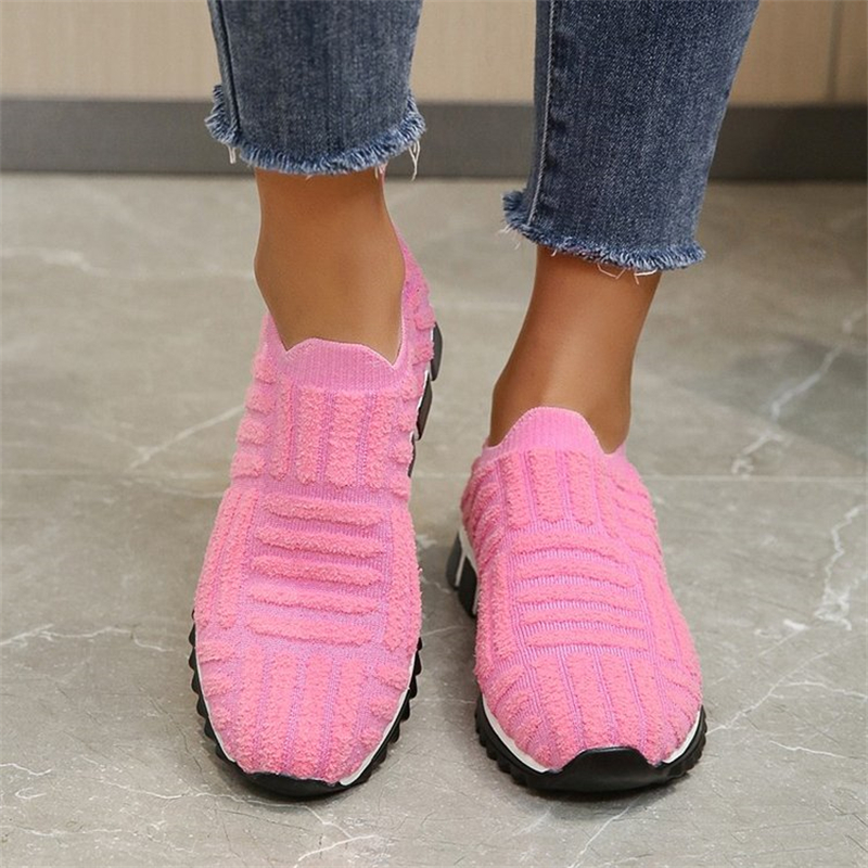 Ladies Round Head Plush Woven Casual Shoes