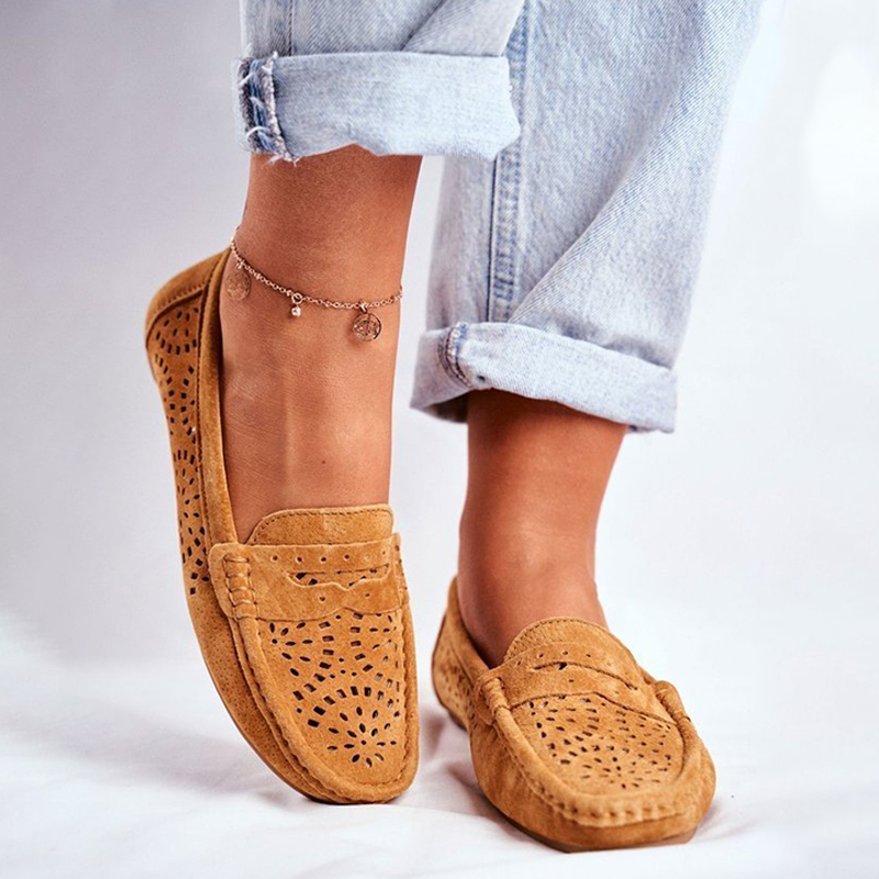Women's flat hollowed out comfortable flat shoes