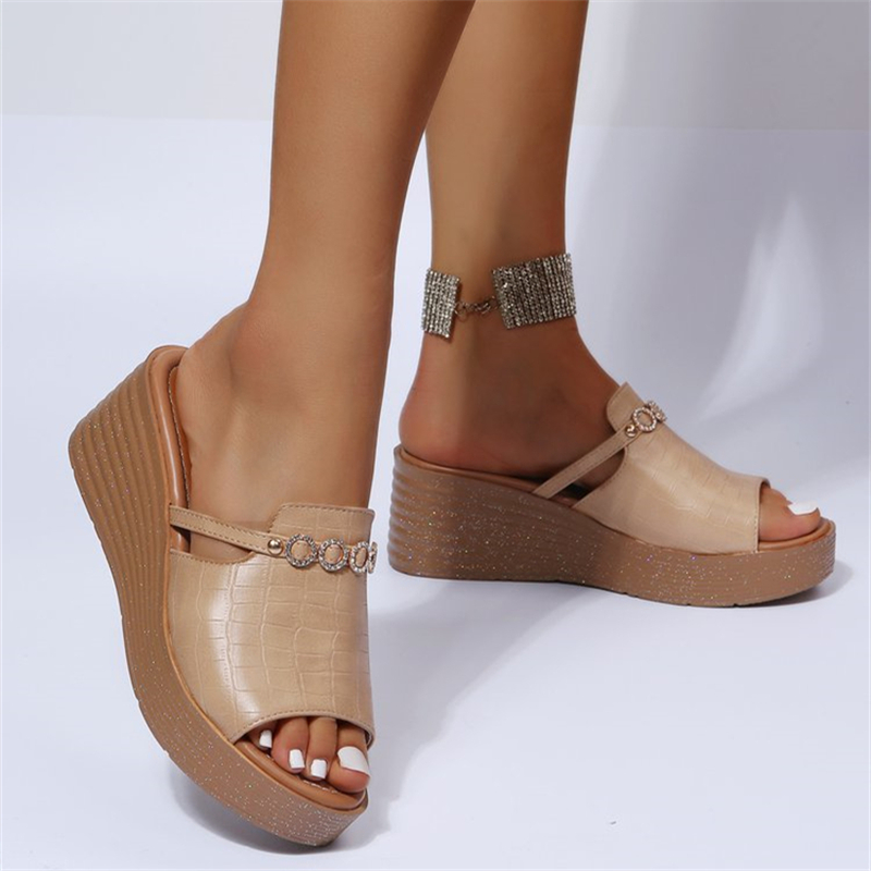 Fish Mouth Crocodile Print Platform Slippers