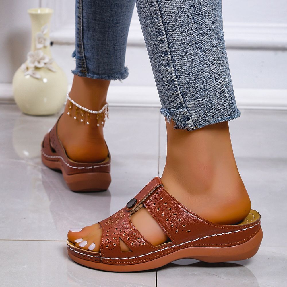 Platform Carved Beach Sandals