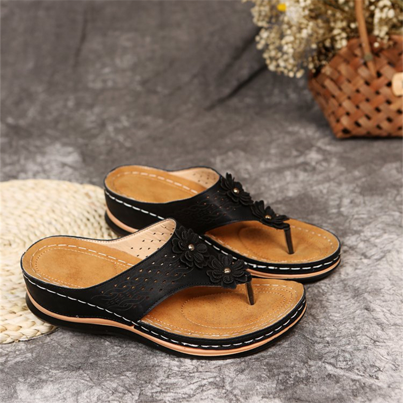 Round Head Ethnic Style Wedge Slippers