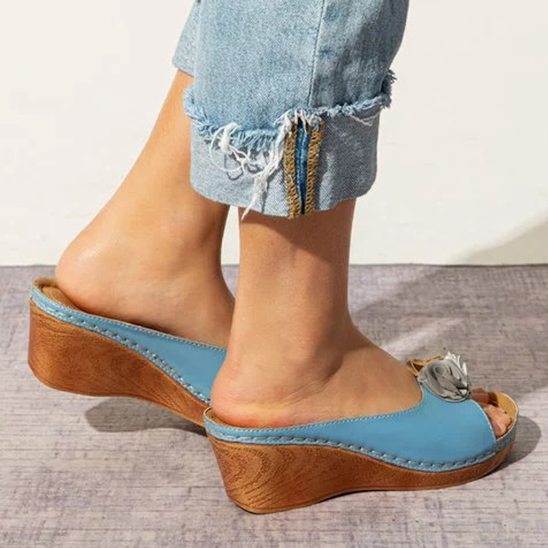 Flower Wedge Sandals