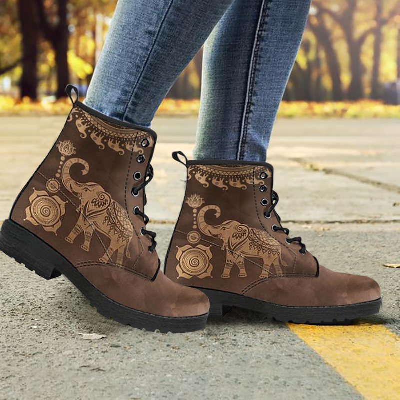 Little Yellow Elephant Lace-Up Martin Boots