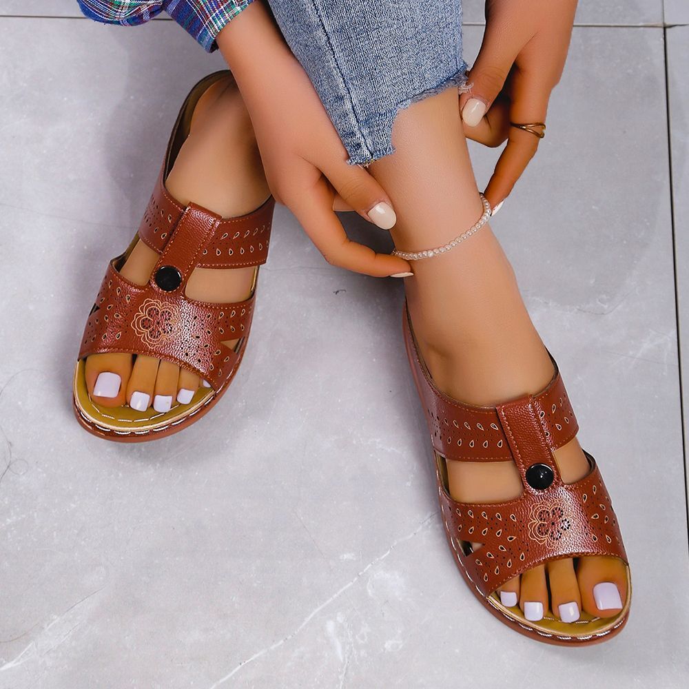Platform Carved Beach Sandals